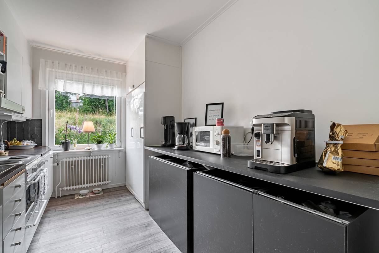 Överstan, Överstan