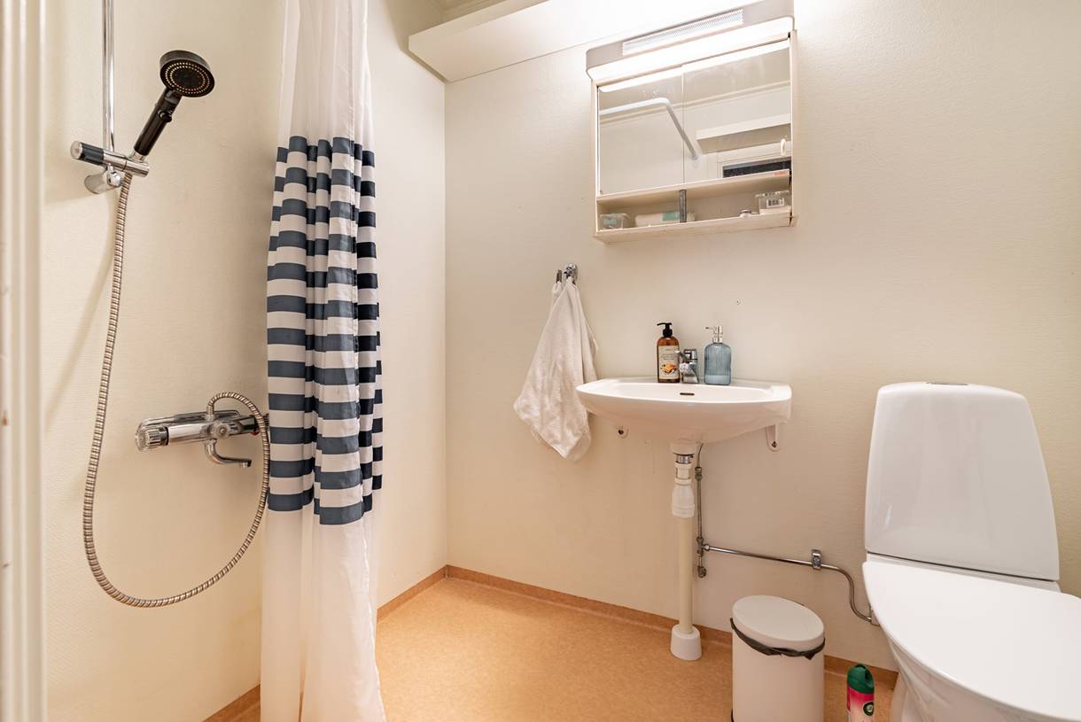 Överstan, Överstan