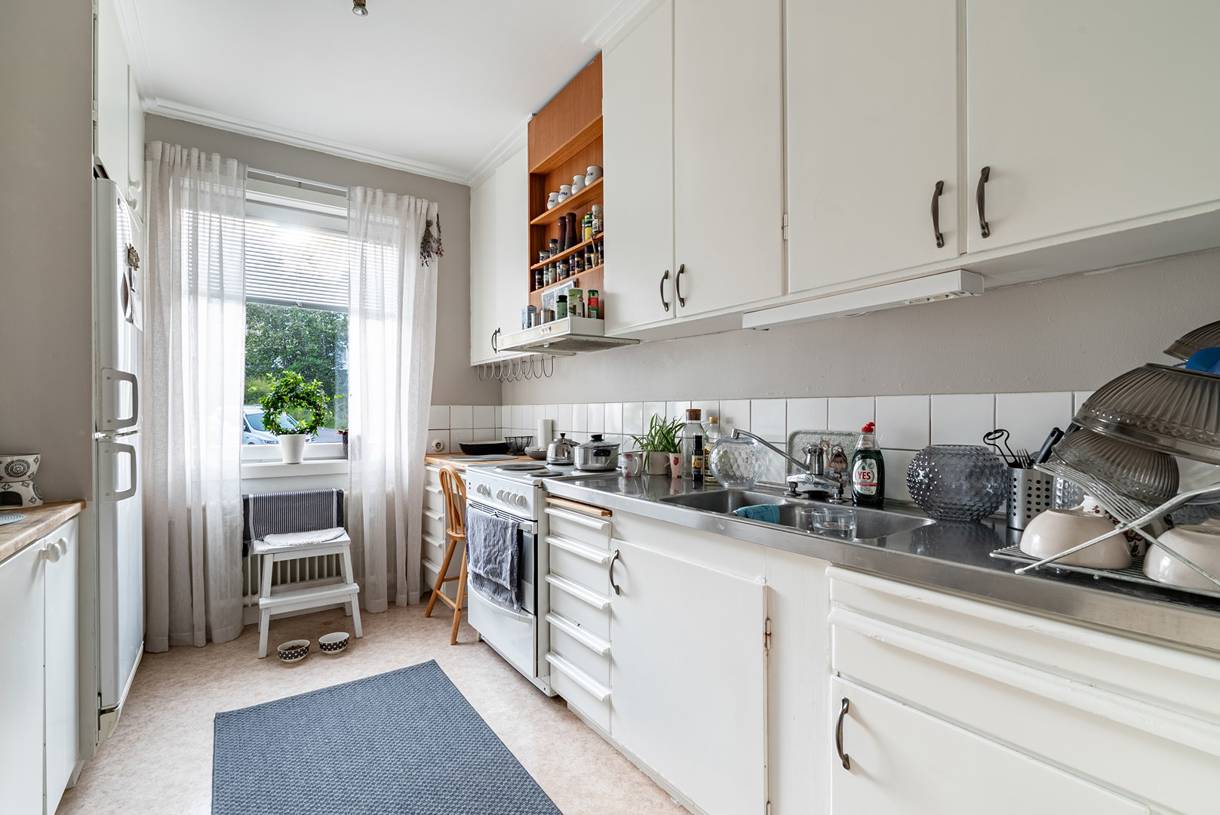 Överstan, Överstan