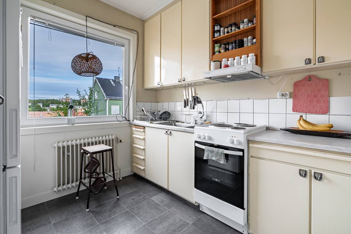 Överstan, Överstan