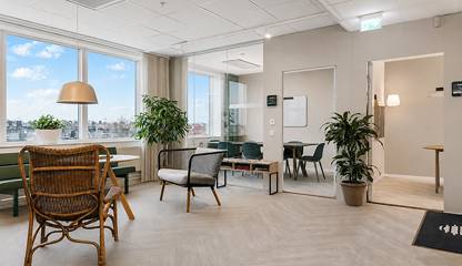 Utsikt i entrén på plan 9 Lindhagensgatan 74