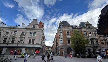 Fasadbild från torget Thulegatan 3