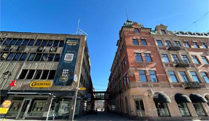 Fastighets vy från torget Torggatan 4