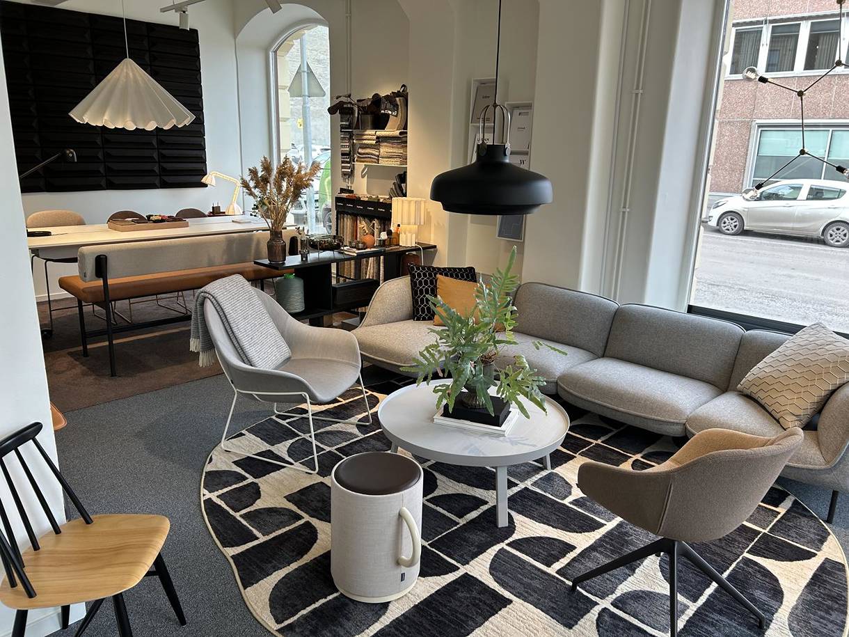 Thulegatan 25, Centrum