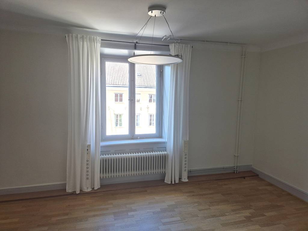 Fyristorg 6, Centrum
