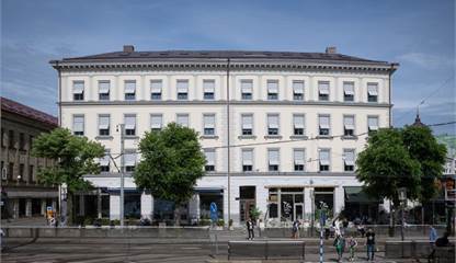 Västra Hamngatan 24-26